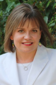 Angela Stauder - headshot